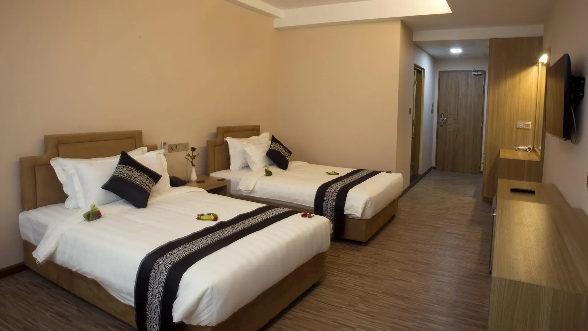 Elegant Hotel Pyi Thar Yar Yangon Myanmar