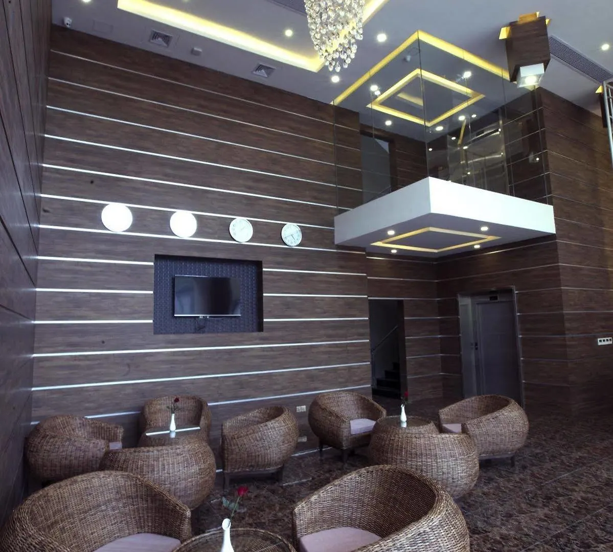 Elegant Hotel Pyi Thar Yar Yangon