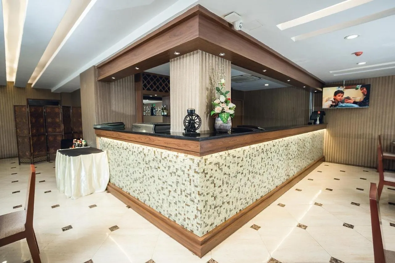 Elegant Hotel Pyi Thar Yar Yangon